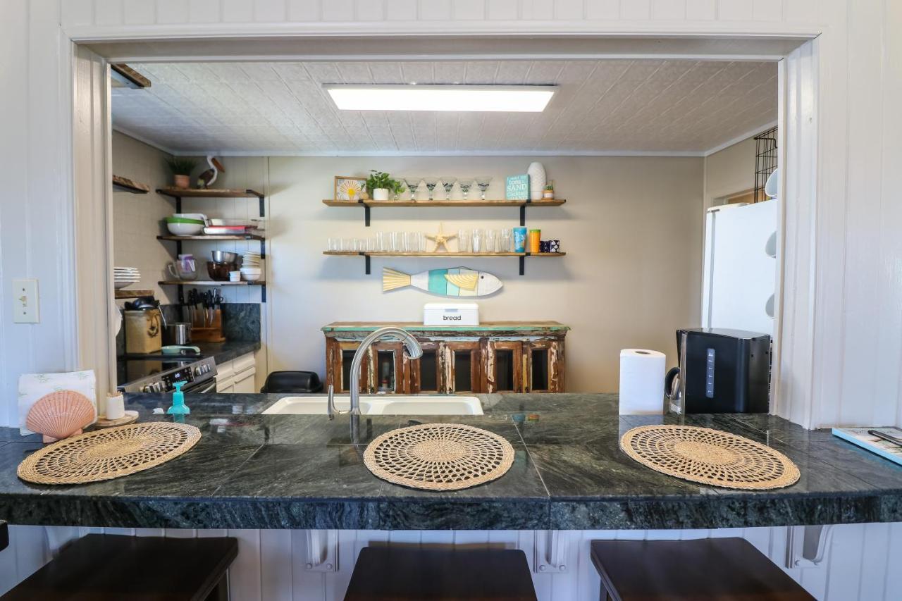 One-Of-A-Kind Beach Home With Lounge Bar Game Room 加尔维斯敦 外观 照片